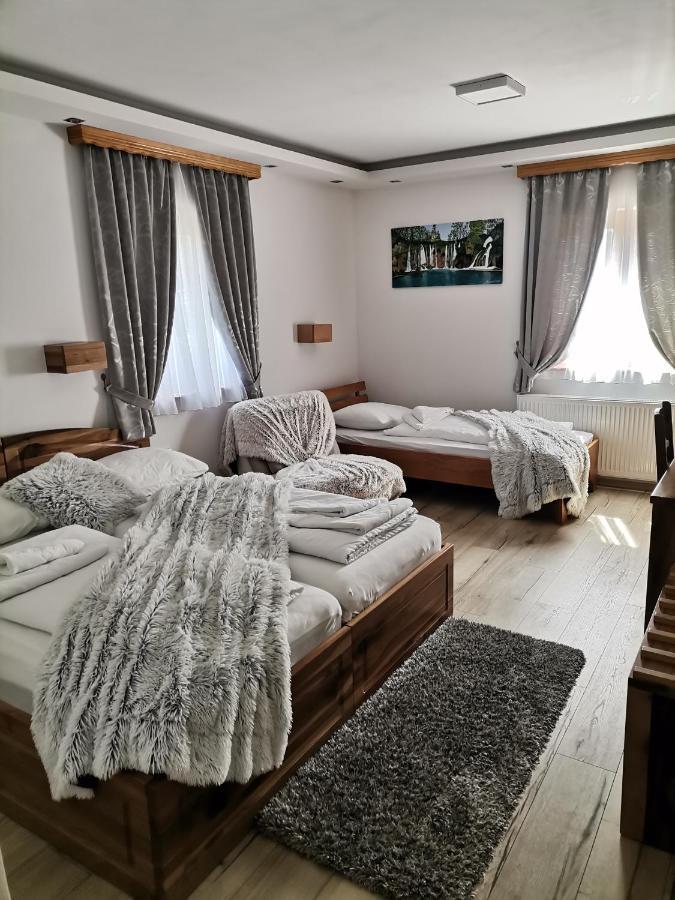 فندق Pansion House Prijeboj Plitvička Jezera المظهر الخارجي الصورة