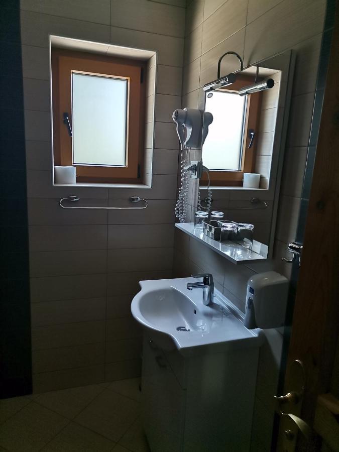 فندق Pansion House Prijeboj Plitvička Jezera المظهر الخارجي الصورة